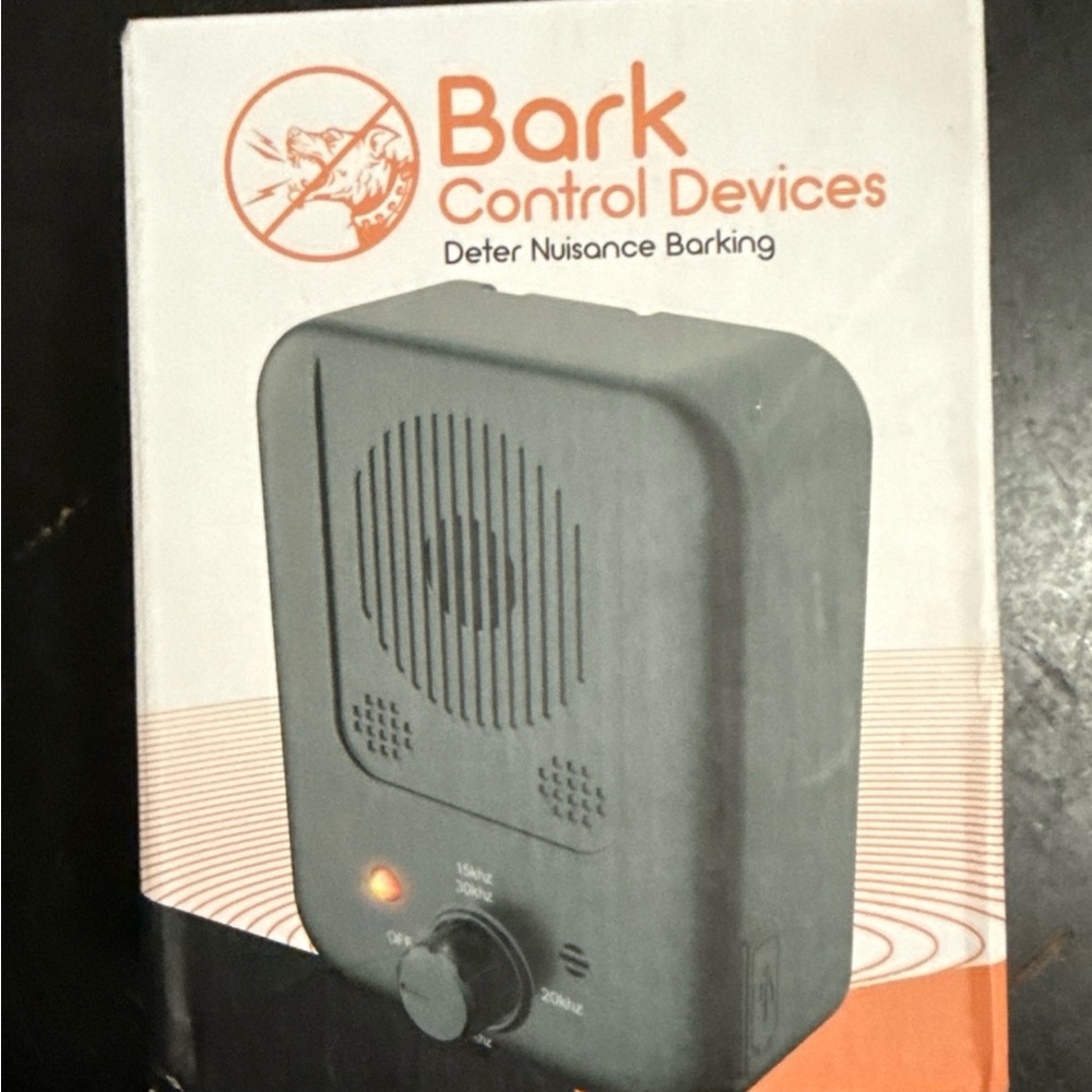 Ultrasonic Dog Bark Deterrent - Black